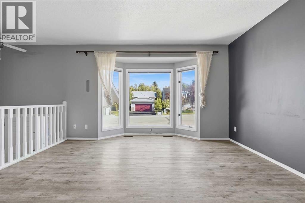 Listing photo – 5711 61 Avenue, Rocky Mountain House