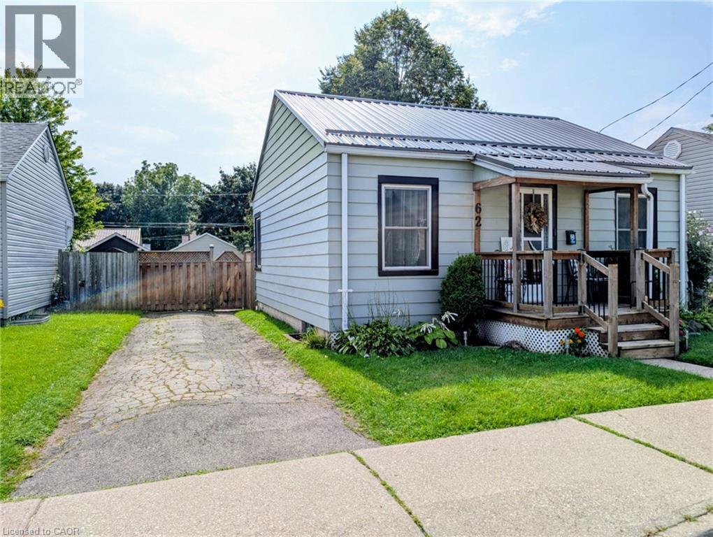 62 NINTH Avenue - 2