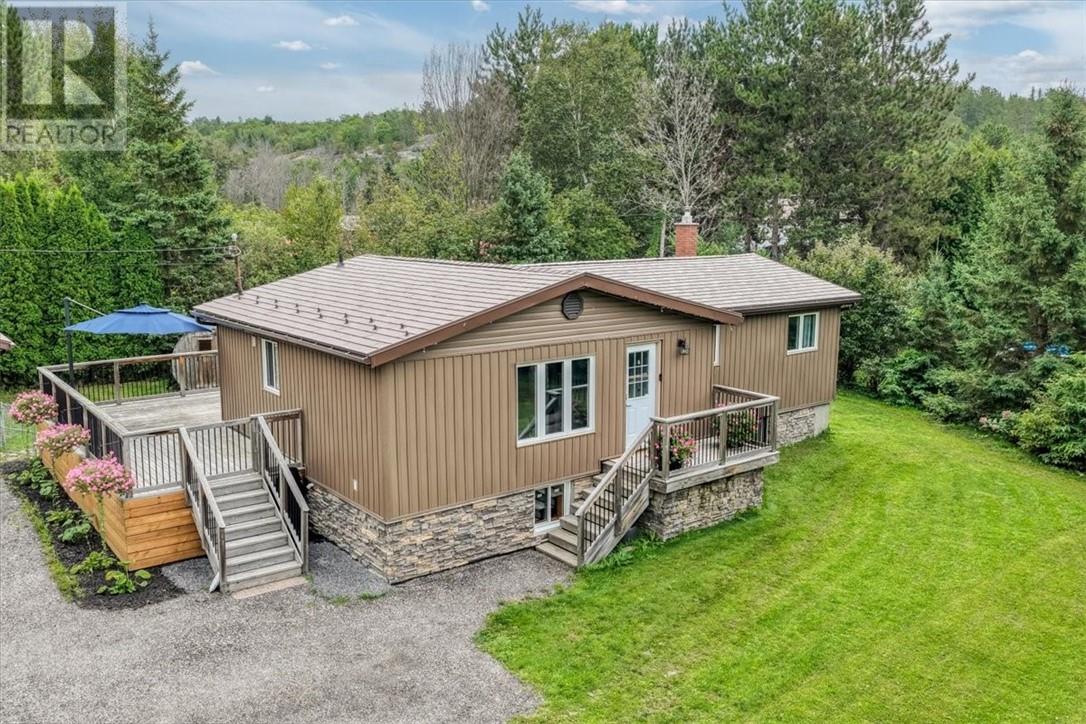 2 ADAM, Lively, Ontario, P3Y1E2, Lively, Ontario — photo 4 of 5