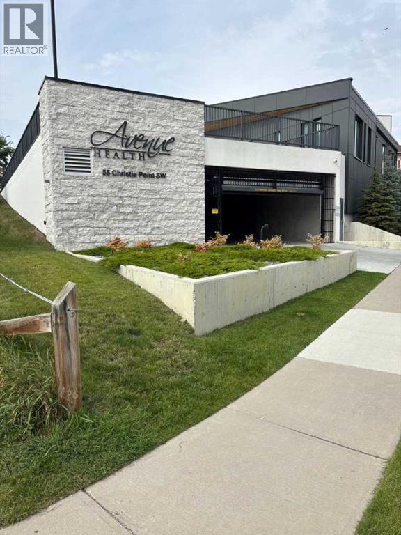 Property for lease at #2, 55 Christie Point SW