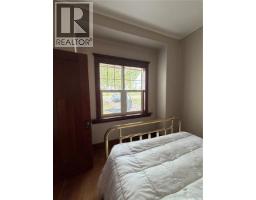 Enclosed porch - 107 Mistusinne Street, Mistusinne, SK S0H1J0 Photo 8