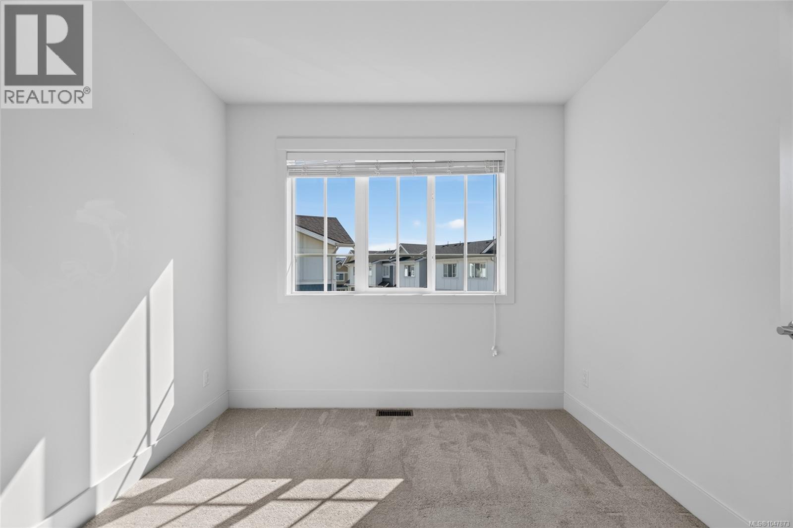 15 370 Latoria Boulevard, Colwood