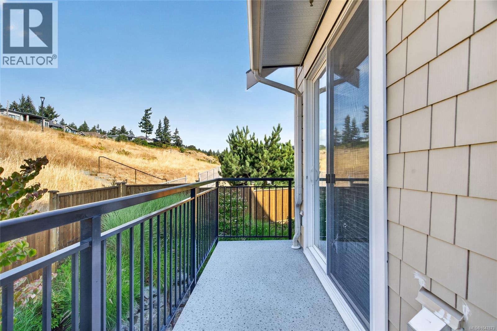 #15 370 Latoria Blvd - 29