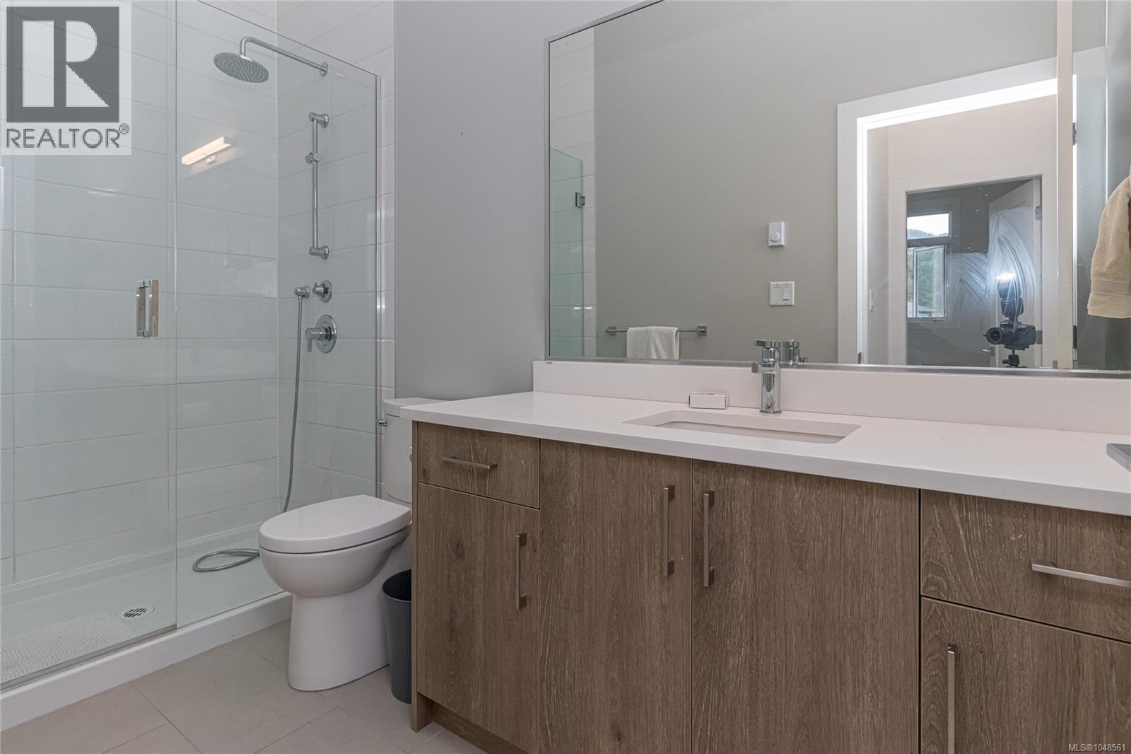  2874 Meridian Avenue, Langford