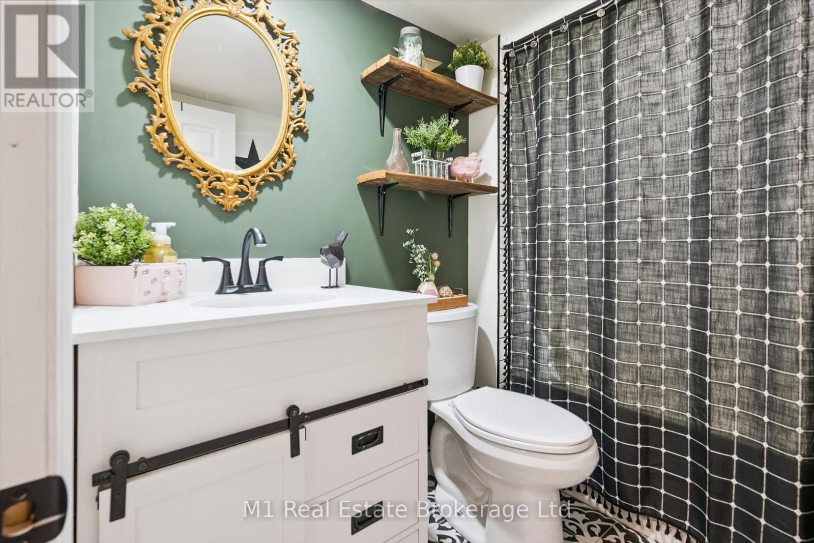 691 ST ANDREW STREET W - Image 33