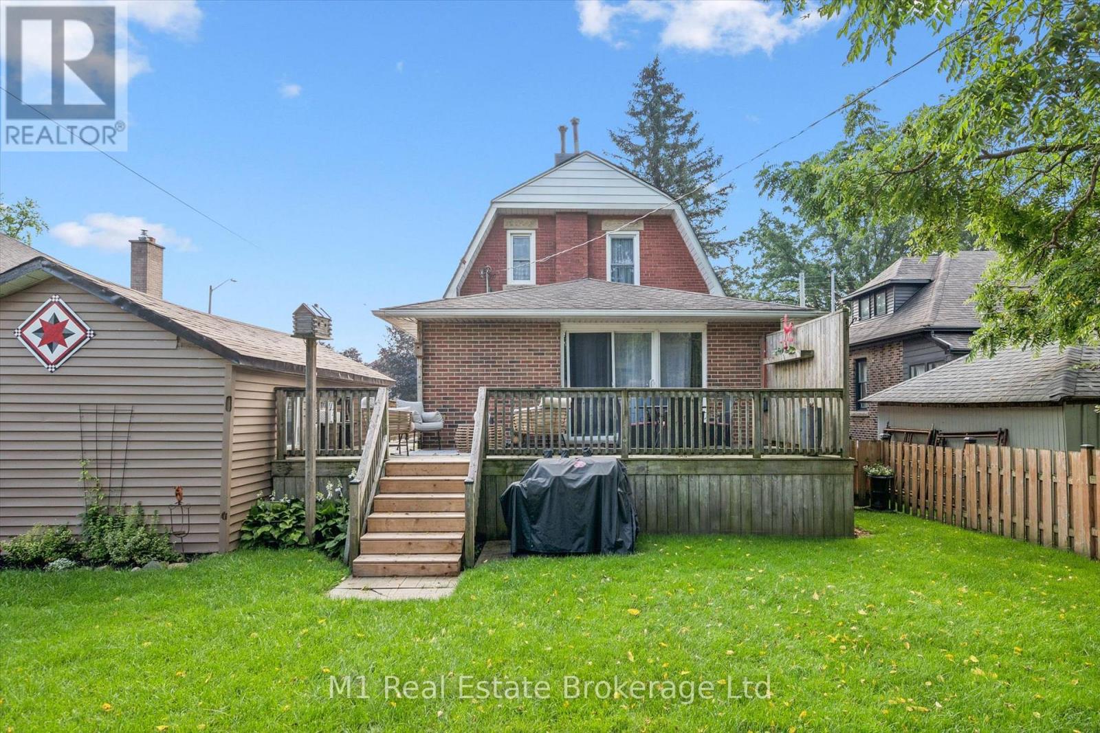 691 ST ANDREW STREET W - Image 42