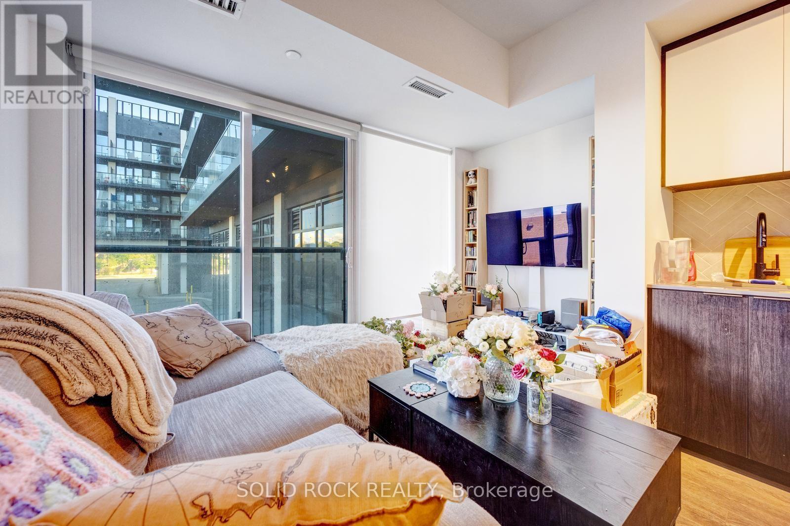 #211 36 ZORRA STREET - 23