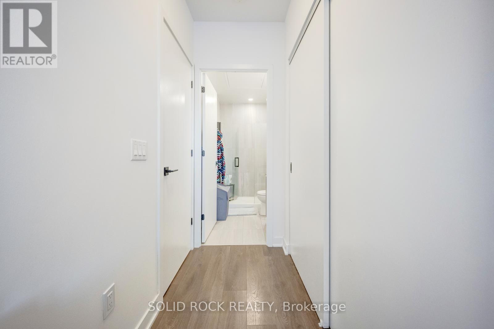 #211 36 ZORRA STREET - 32