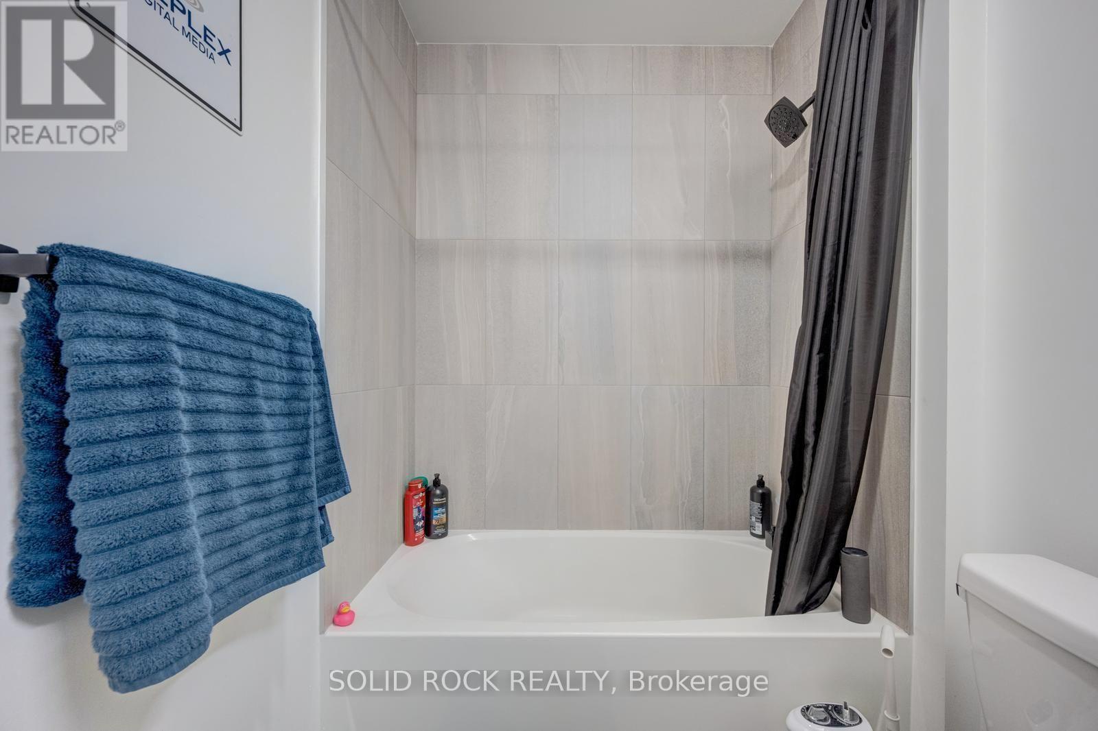 #211 36 ZORRA STREET - Image 37