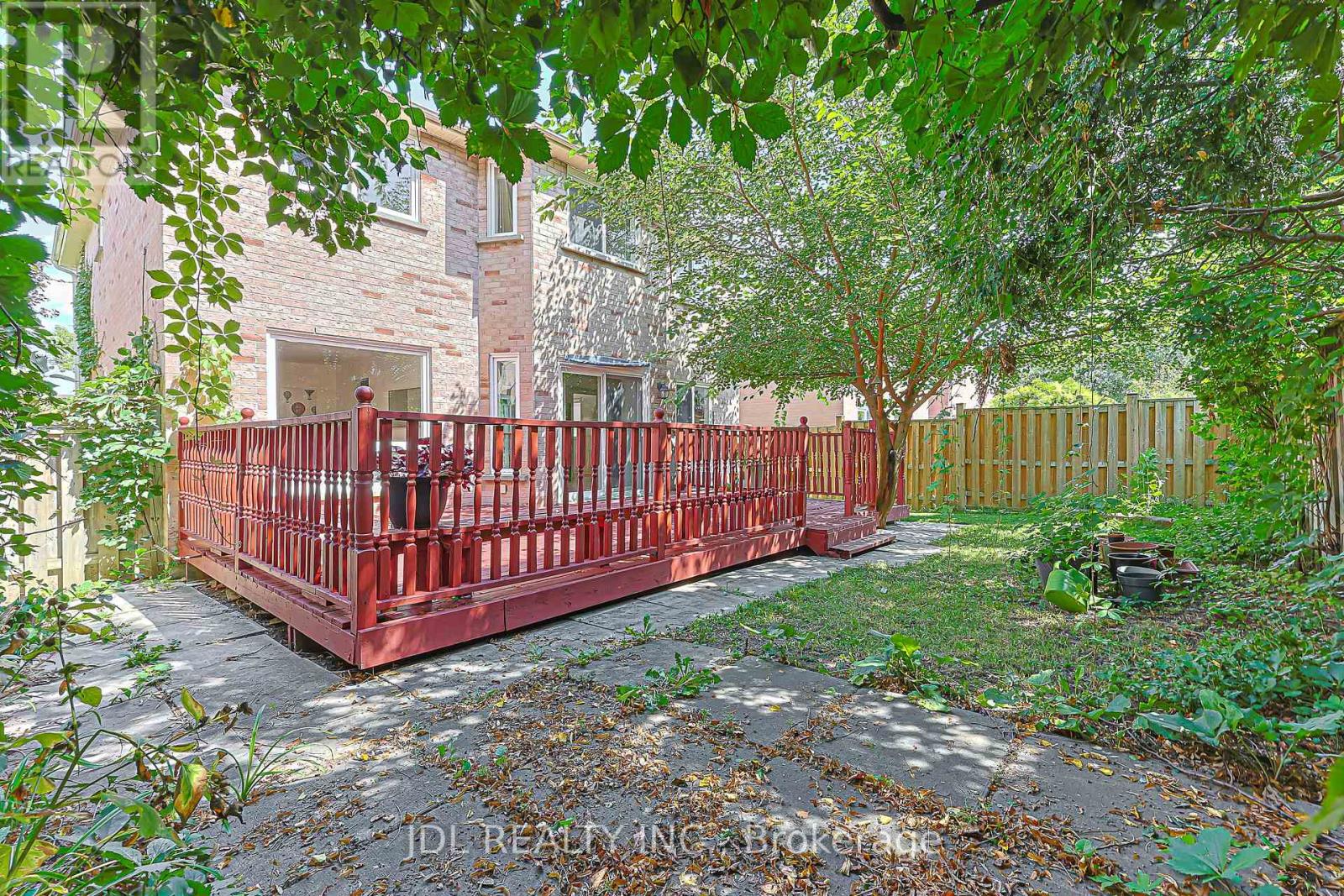 676 CEREMONIAL DRIVE - Image 45