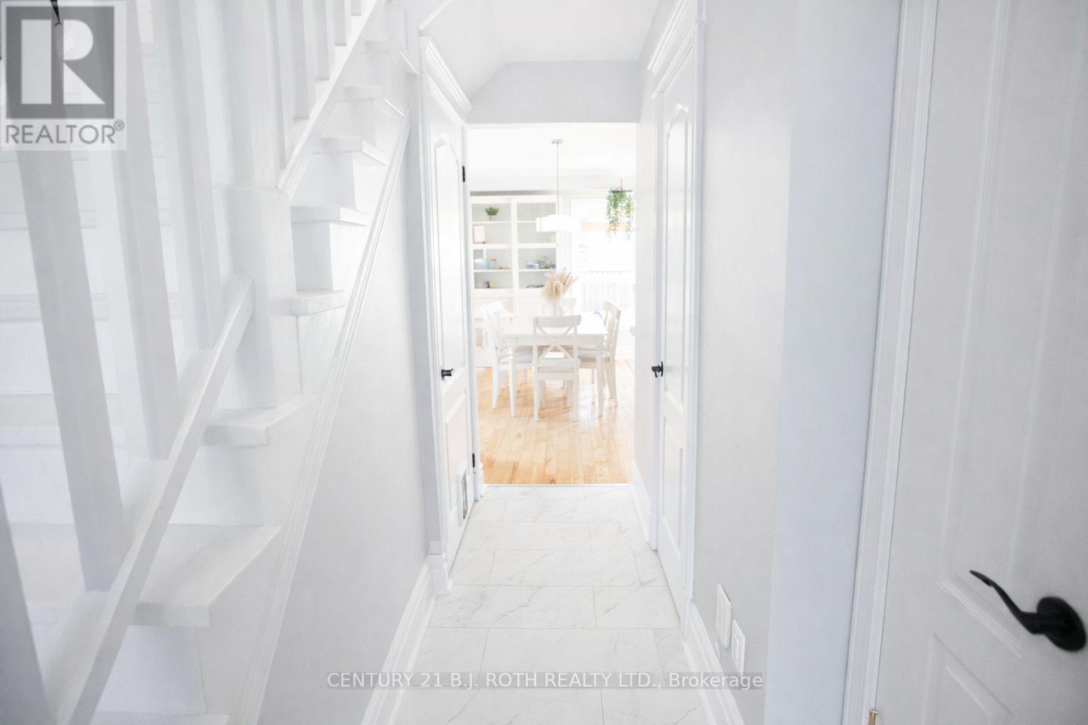 9 LAIDLAW DRIVE N, Barrie (West Bayfield) — photo 4
