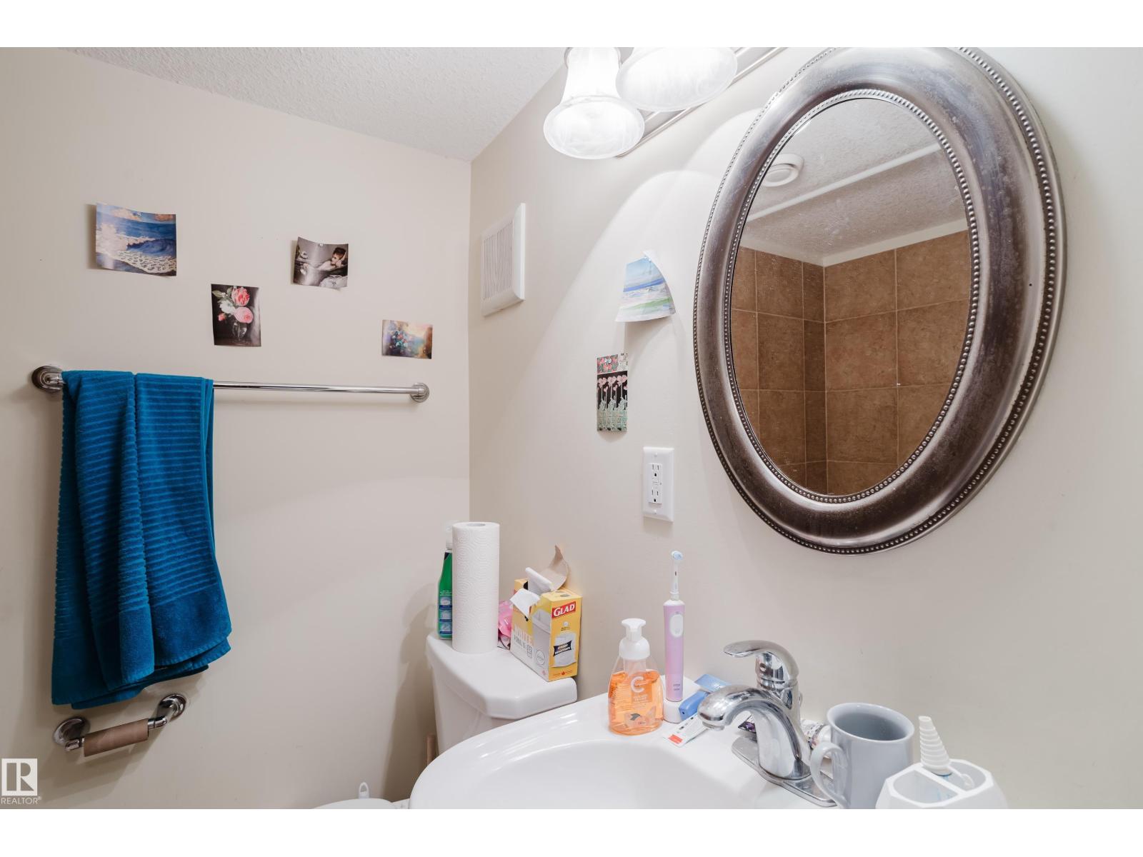 10332 161 ST NW - 25