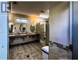 4868 Riverview Drive Unit# Lot 116, Edgewater, BC V0A1E0 Photo 16