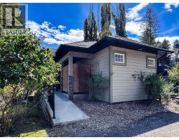 4868 Riverview Drive Unit# Lot 116, Edgewater, BC V0A1E0 Photo 13