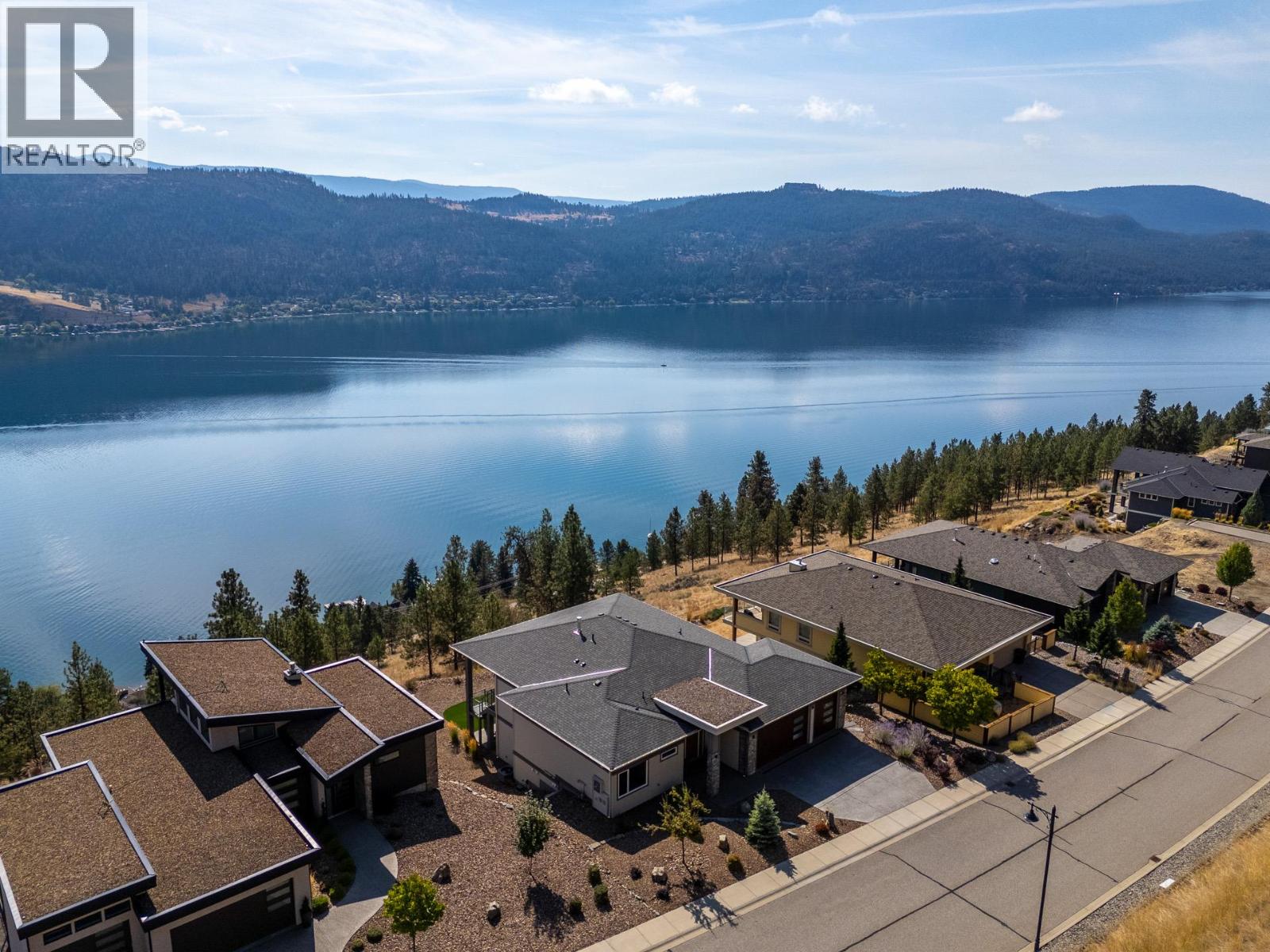 8876 Crofton Road, Vernon