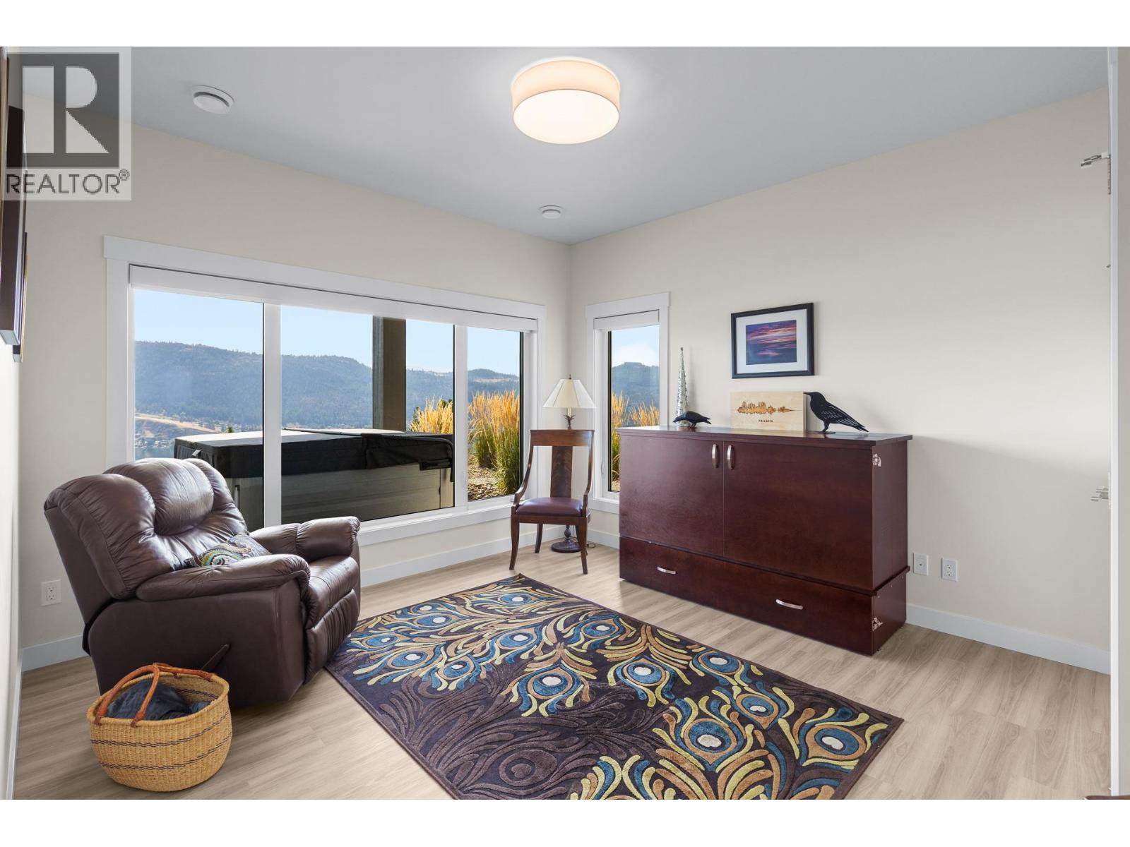 8876 Crofton Road, Vernon