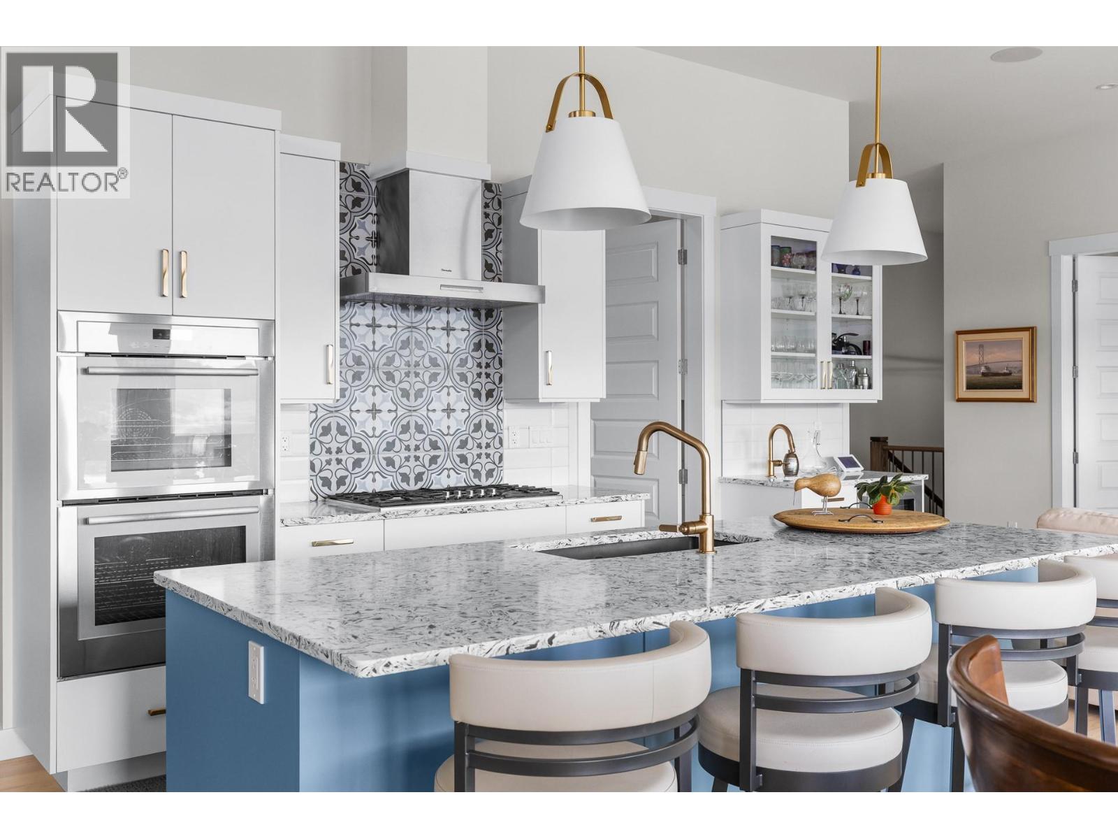 8876 Crofton Road, Vernon