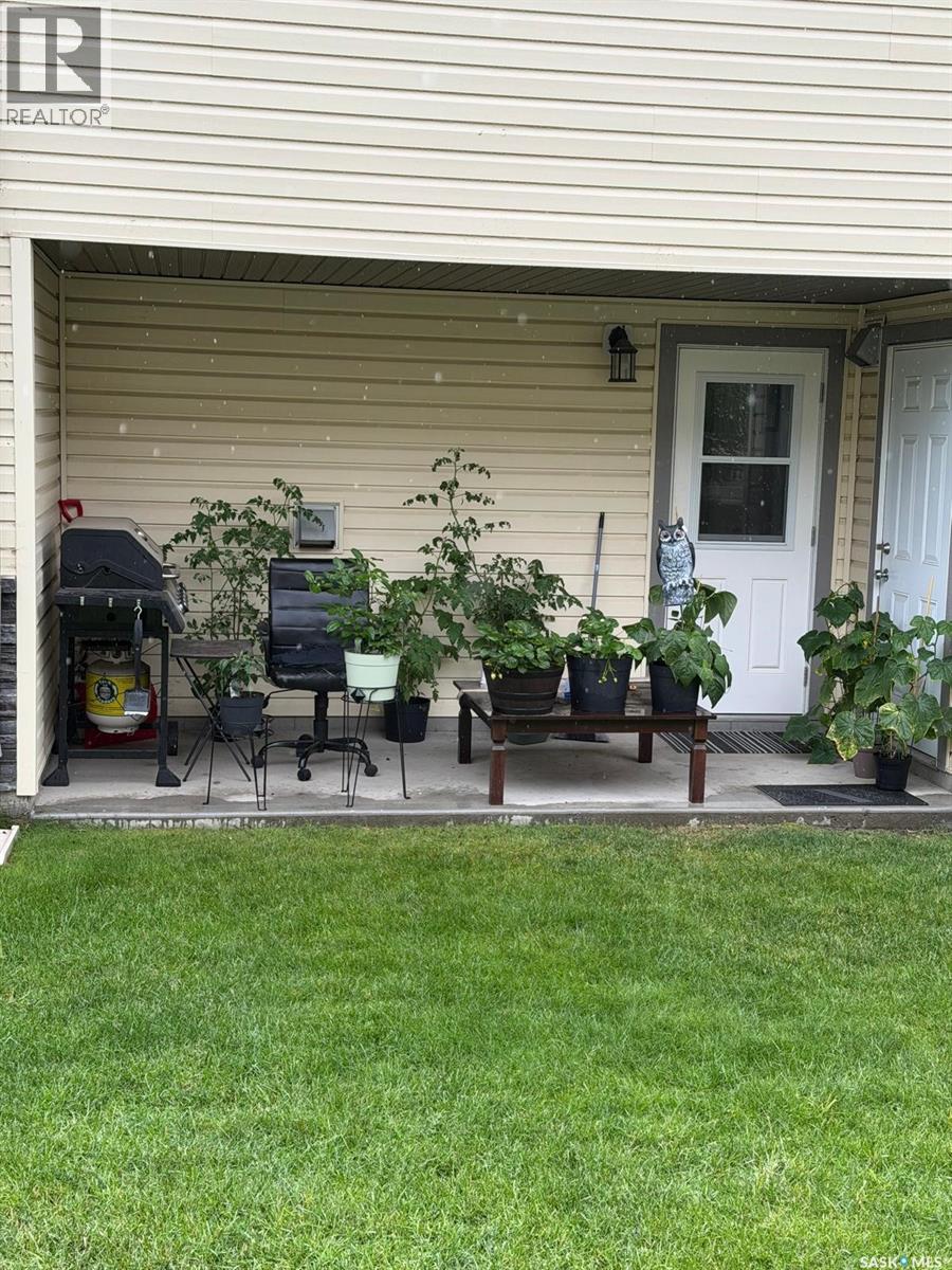#503 3440 Avonhurst DRIVE - 8