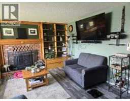 453 Hutchcroft Street, Quesnel, BC V2J1T3 Photo 14