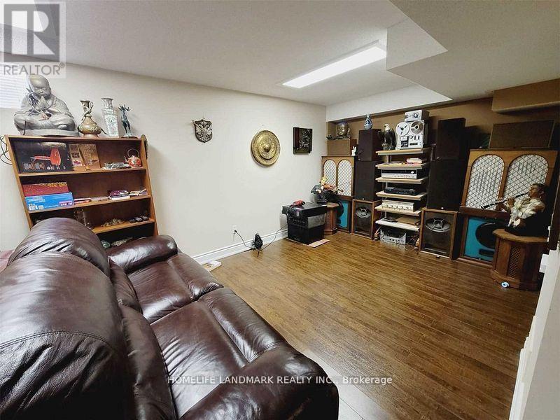 274 FALSTAFF AVENUE - 28