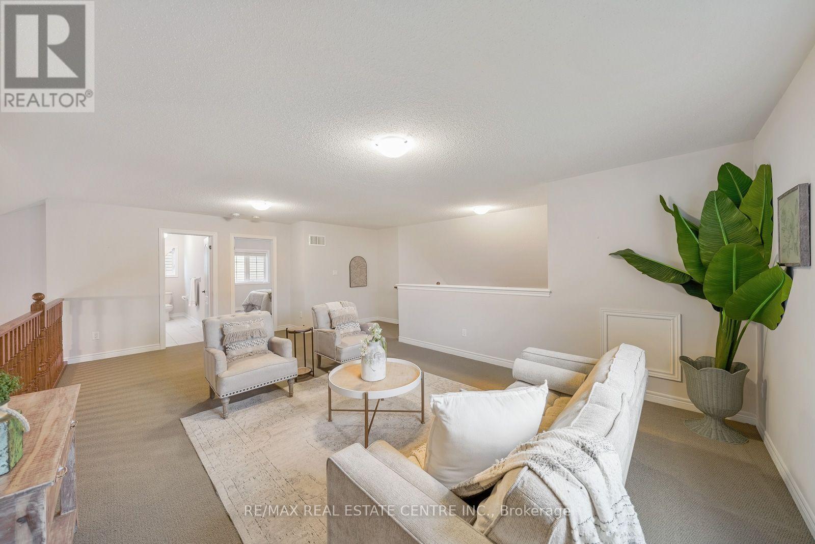 18 SEEDHOUSE ROAD - 35