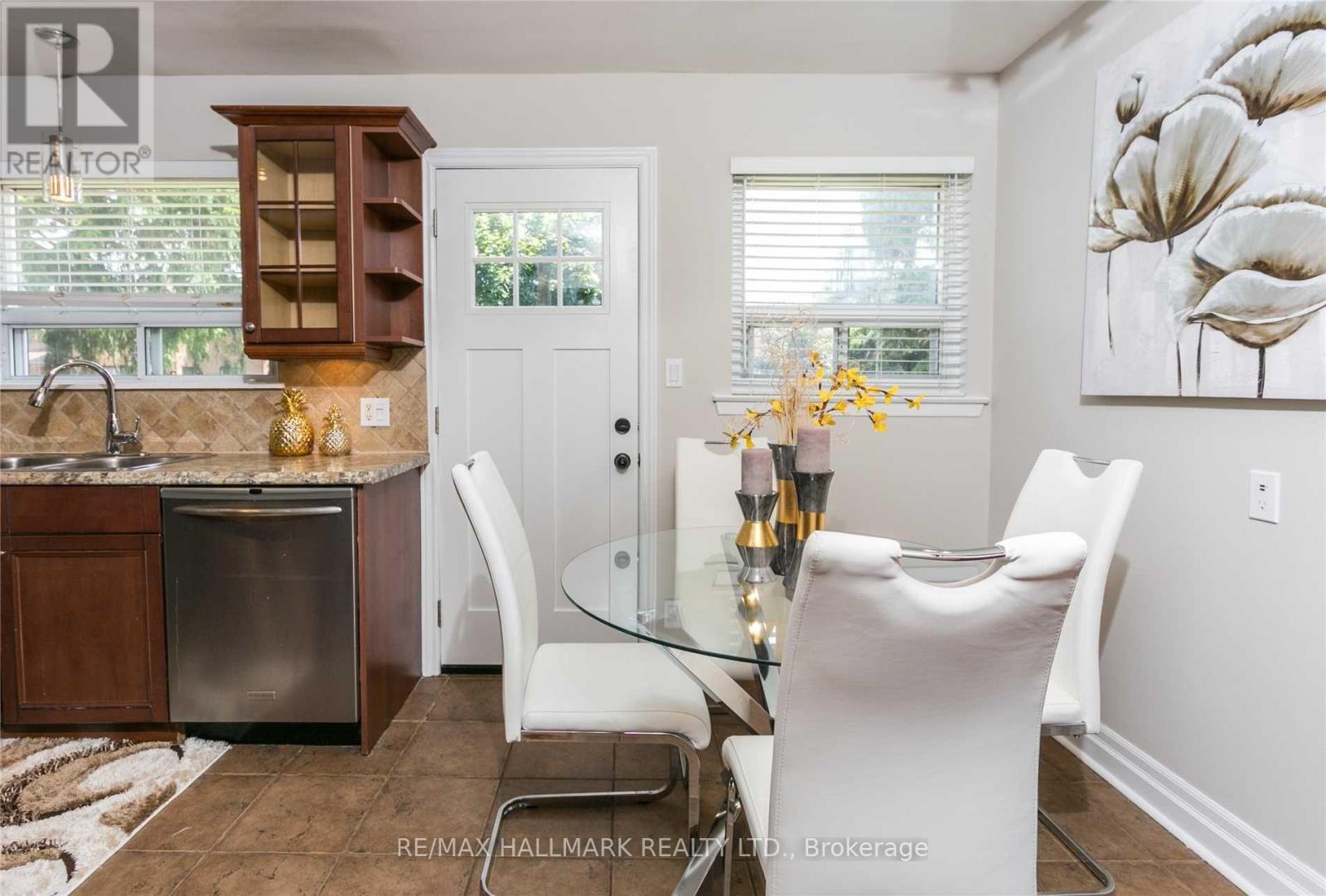 MAIN FLOOR - 52 TWEEDROCK CRESCENT, Toronto (Morningside) — photo 8