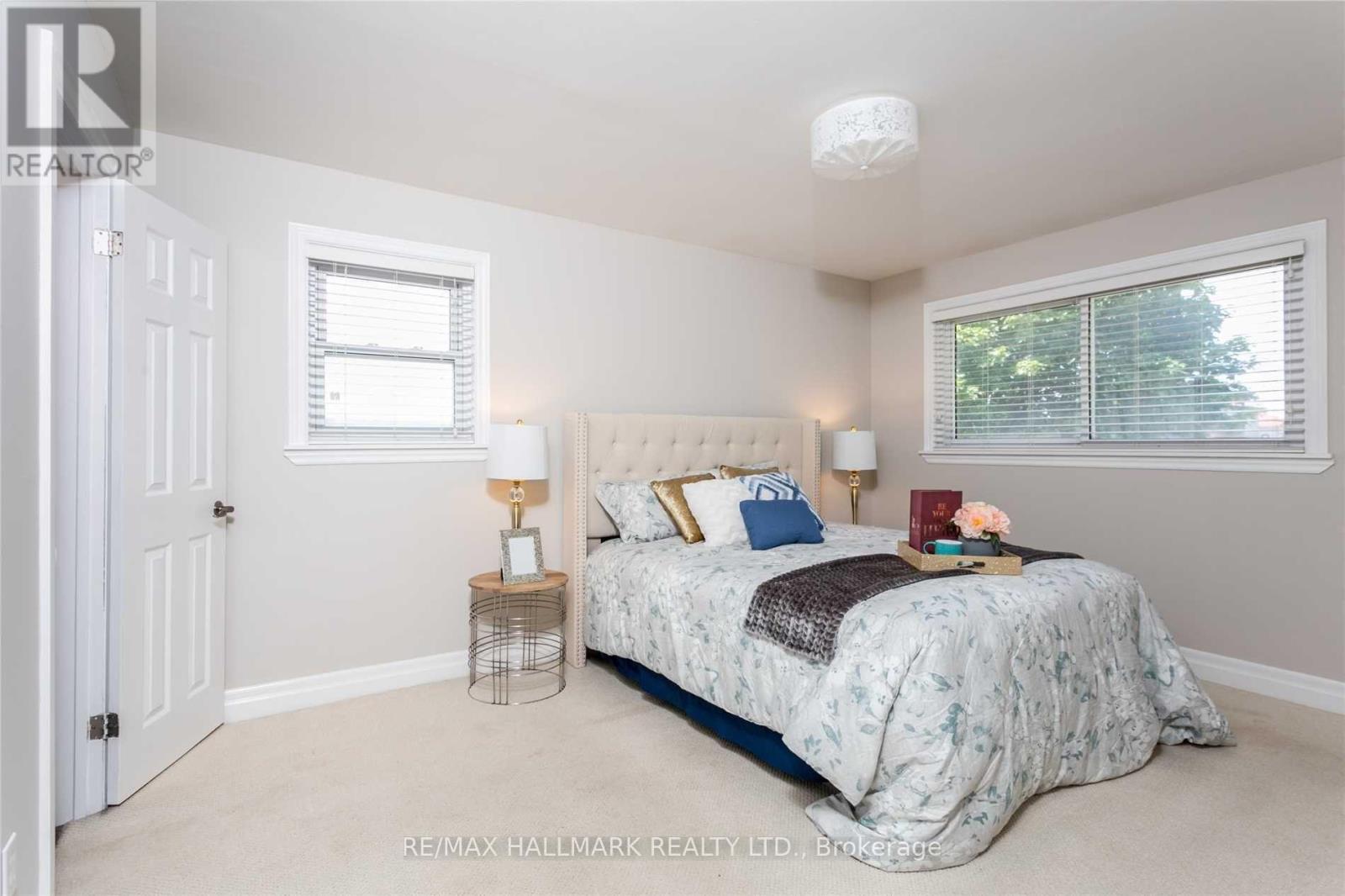 MAIN FLOOR - 52 TWEEDROCK CRESCENT, Toronto (Morningside) — photo 9