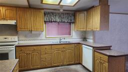 42 Unrau Place Highland Park, Brandon, MB R7C0A7 Photo 11