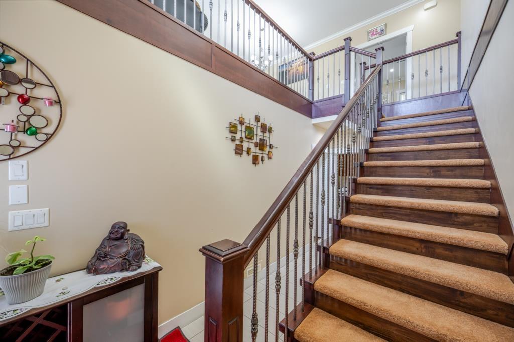 3423 HAZELWOOD Place, Abbotsford, British Columbia, V2S0H8, Abbotsford, British Columbia — photo 4 of 5
