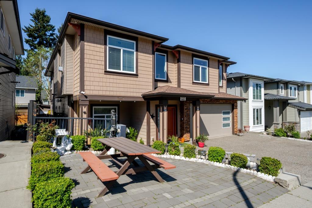 3423 HAZELWOOD Place, Abbotsford, British Columbia, V2S0H8, Abbotsford, British Columbia — photo 2 of 5