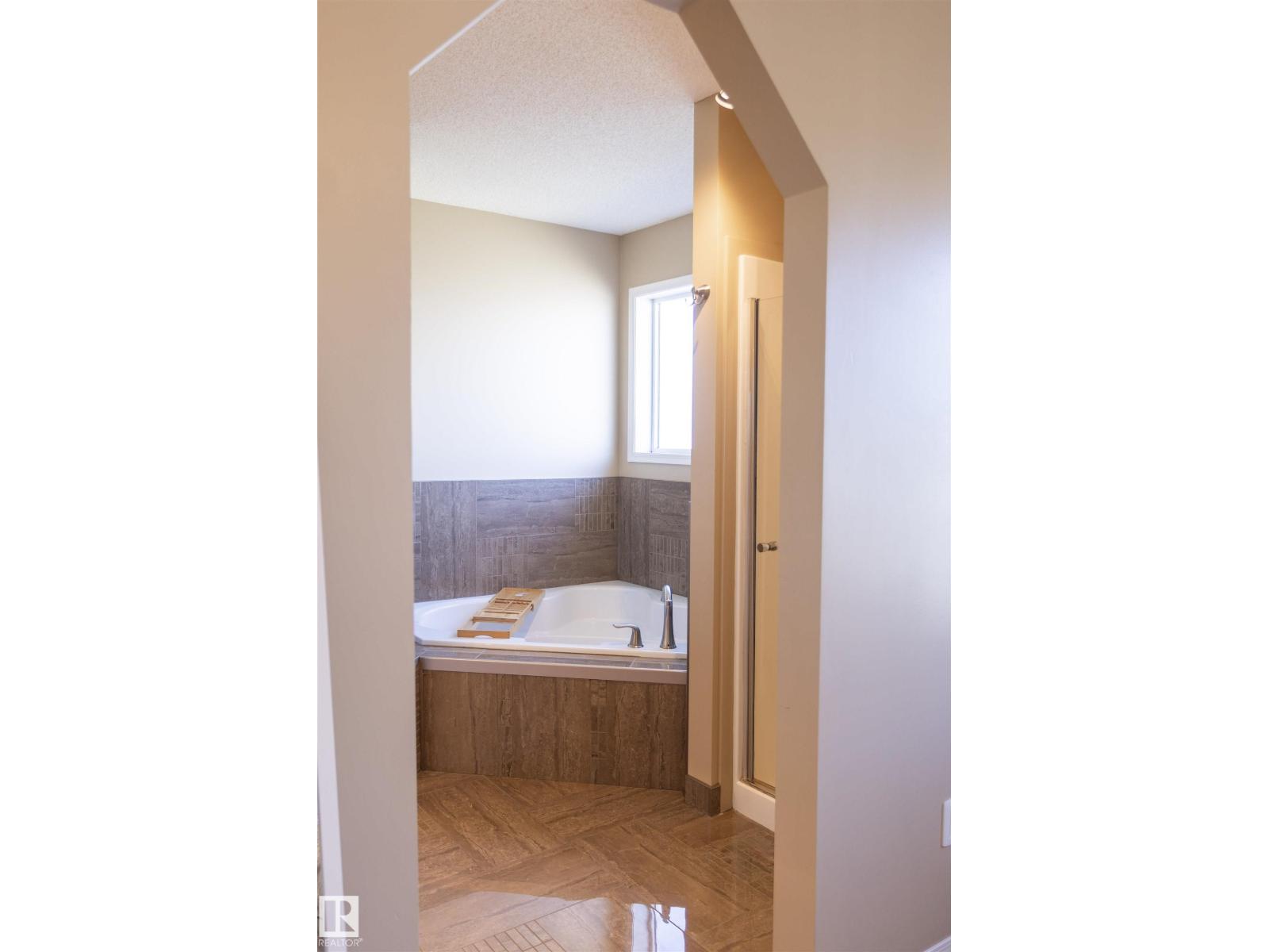 3575 MCLEAN CR SW - 30