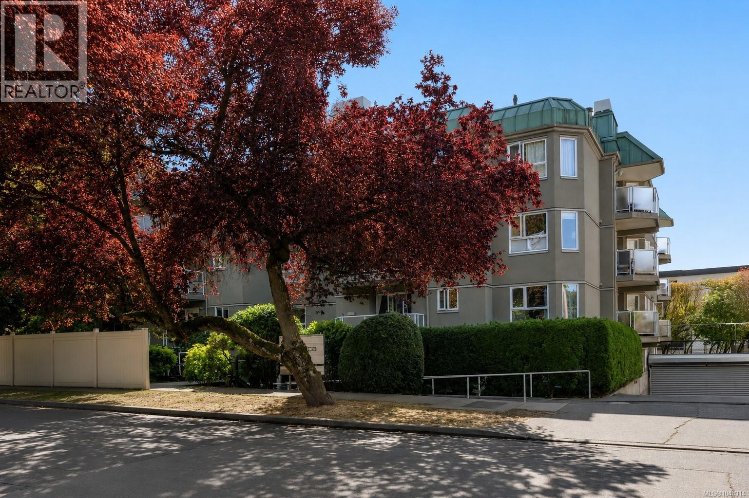 212 2520 Wark Street, Victoria