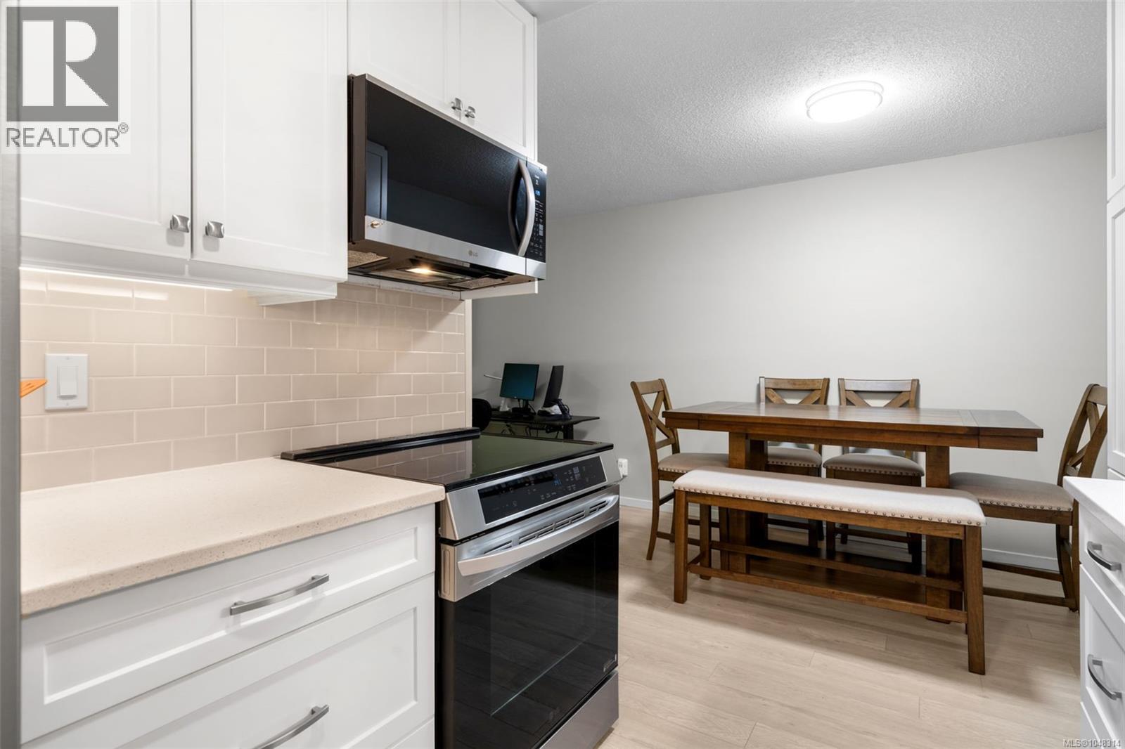 212 2520 Wark Street, Victoria