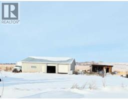 Kitchen - 264049 Range Rd 41 Range, Rural Rocky View County, AB T4C2X5 Photo 11