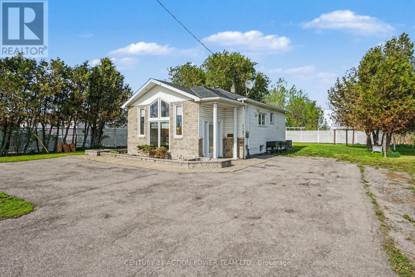 3 Bed, 2 Bath House for Sale in Ottawa – 2147 MER BLEUE ROAD, Ottawa – MLS# X13739364 - Image 31