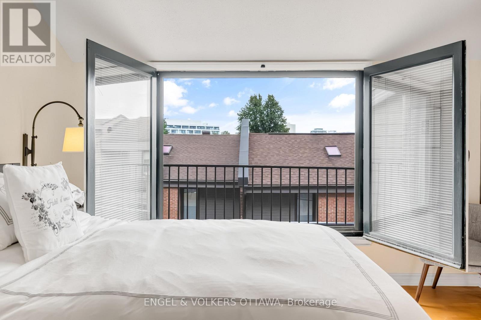 1 Bed, 1 Bath House for Sale in Ottawa – 5 – 135 SPRINGFIELD ROAD, Ottawa – MLS# X13739404 - Image 37