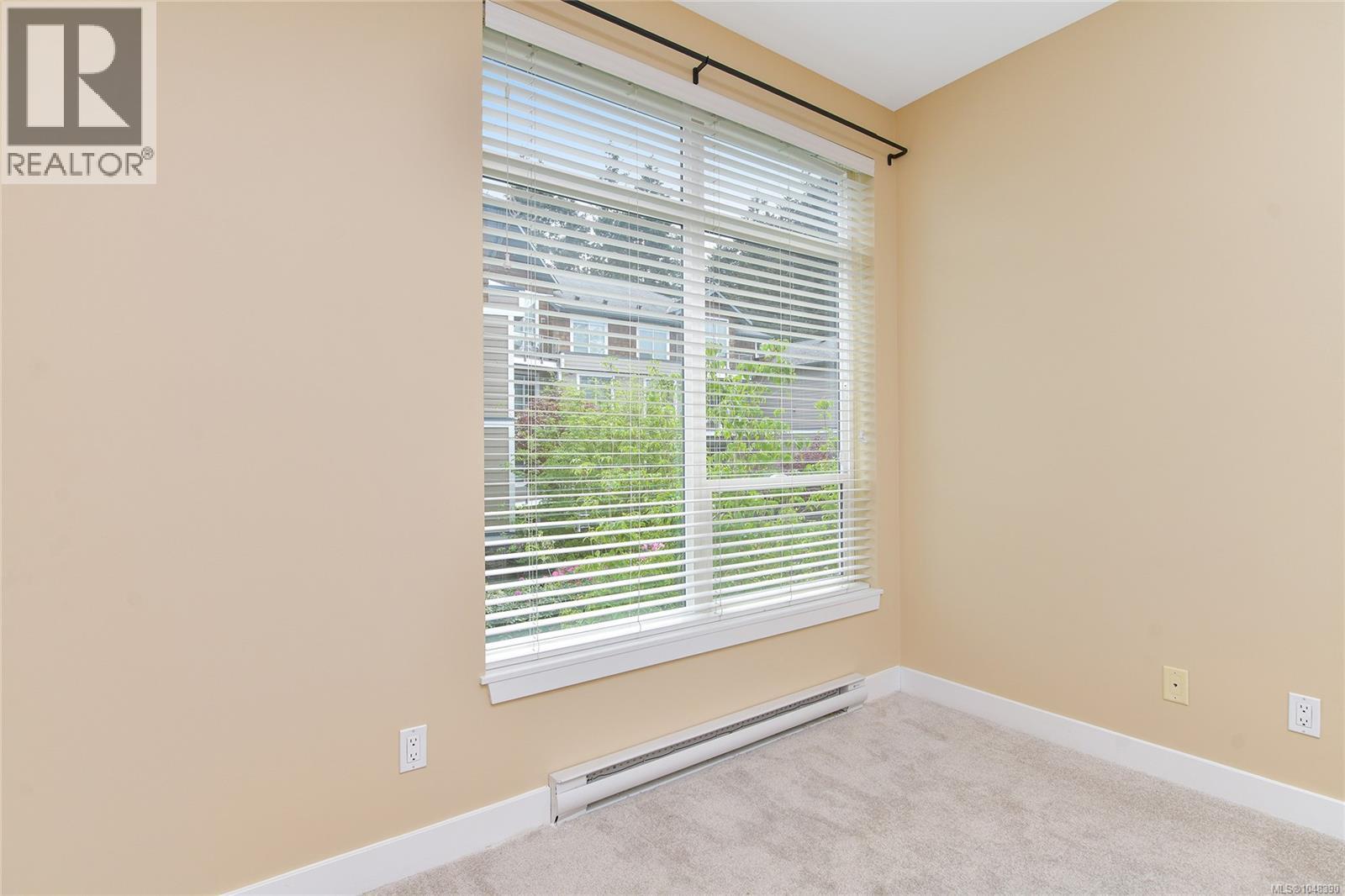 #205 611 Goldstream Ave - 15