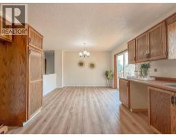 305 51 Avenue, Coalhurst, AB T0L0V0 Photo 13