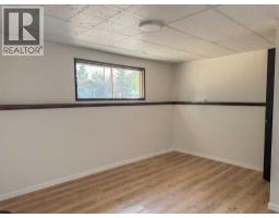 305 51 Avenue, Coalhurst, AB T0L0V0 Photo 22