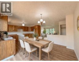 305 51 Avenue, Coalhurst, AB T0L0V0 Photo 10