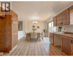 305 51 Avenue, Coalhurst, AB T0L0V0 Photo 12