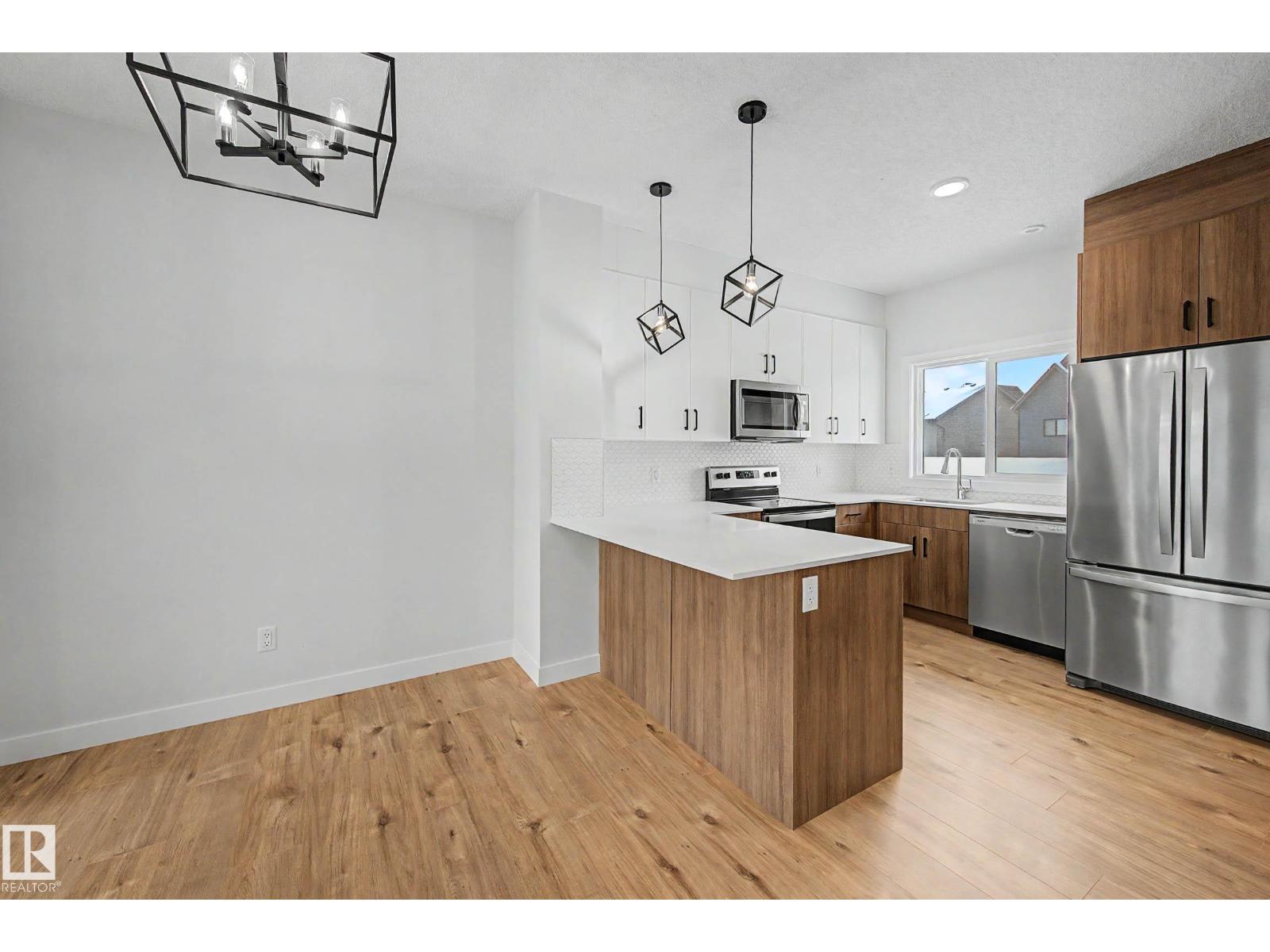 #24 6214 CARTMELL CO SW, Edmonton, Alberta, T6W5A7, Edmonton, Alberta — photo 4 of 5