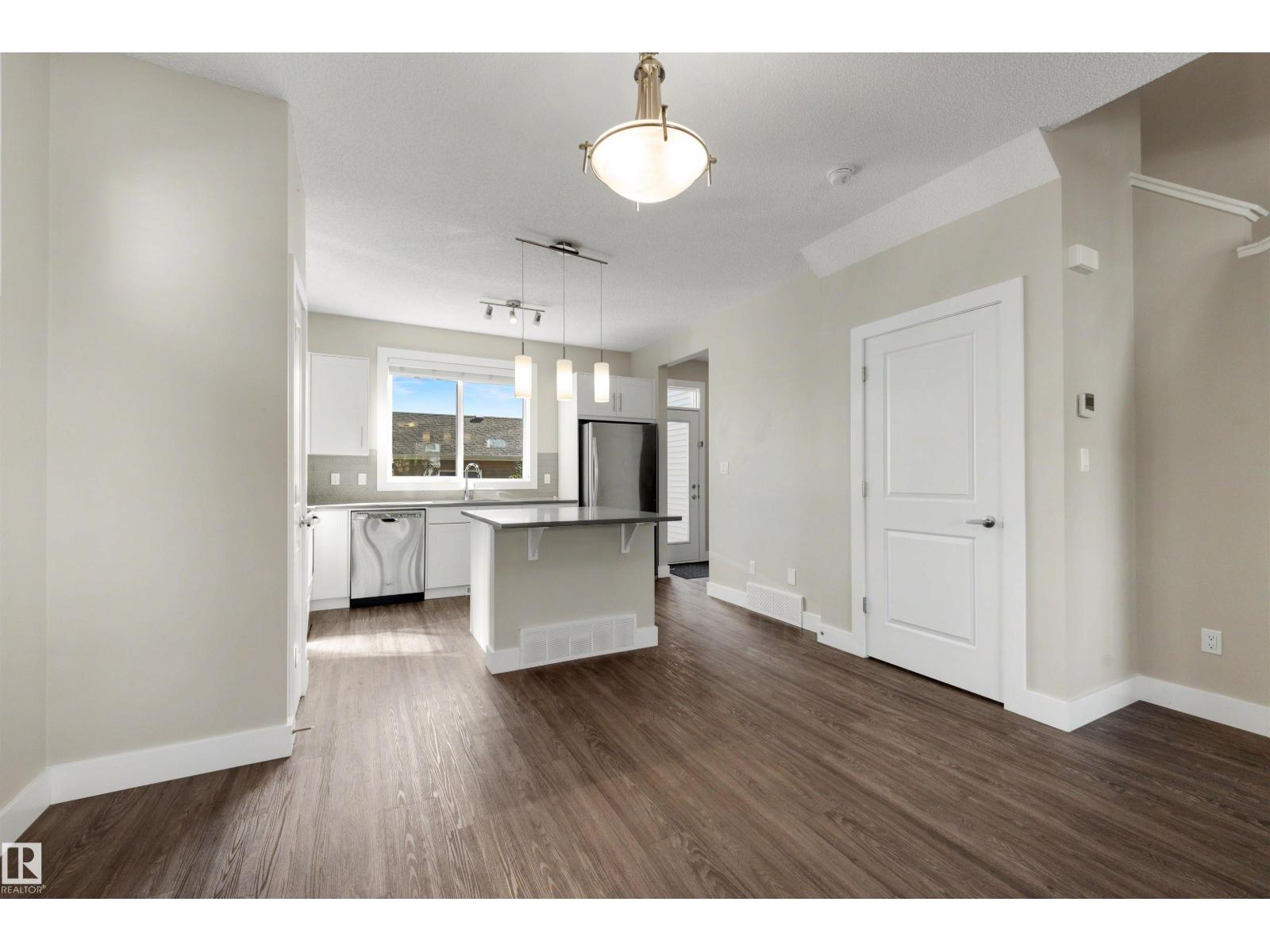 2125 24 ST NW - 6