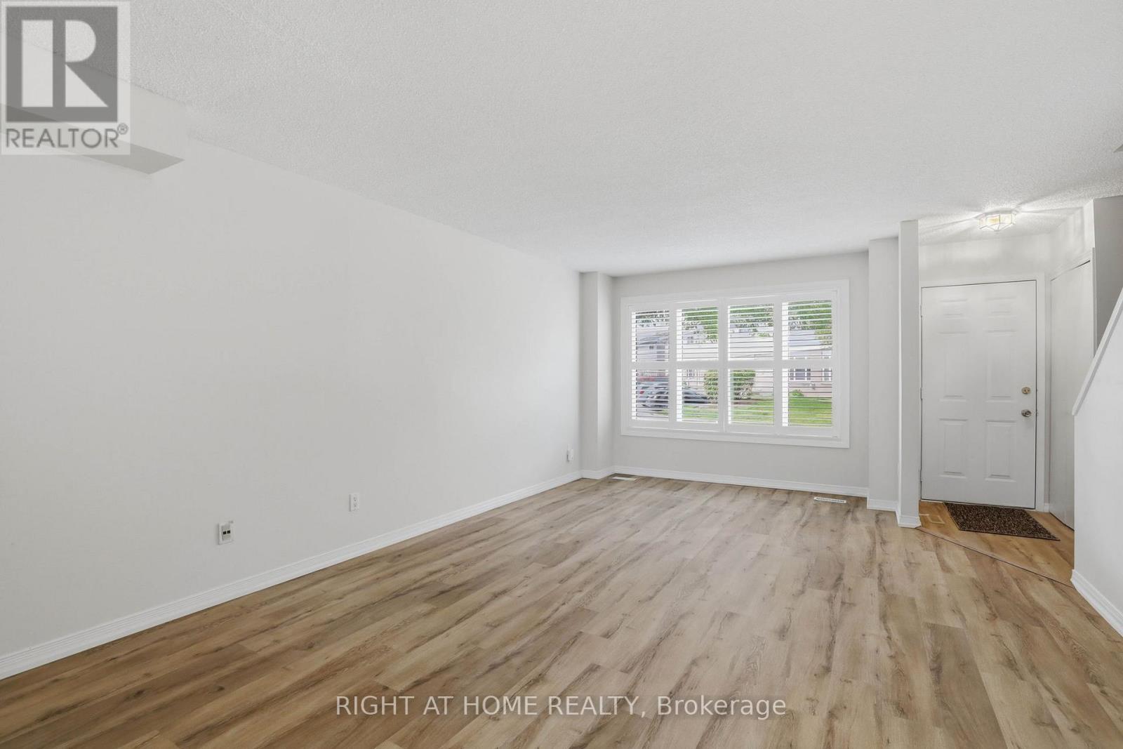 62 - 320 WESTMINSTER AVENUE, London South (South H) — photo 6