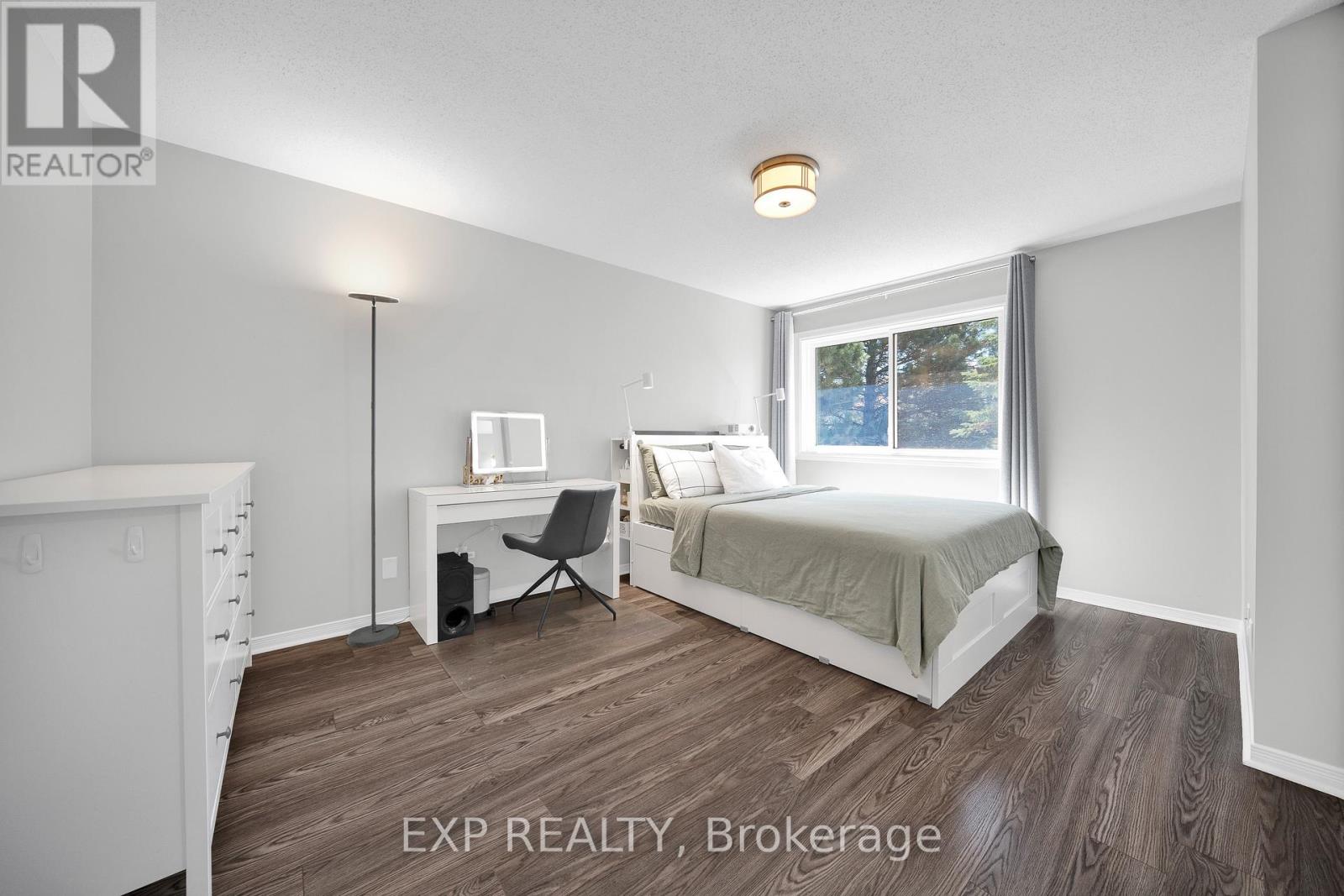 3 Bed, 3 Bath House for Sale in Ottawa – 34 STONEBRIAR DRIVE, Ottawa – MLS# X13739408 - Image 18