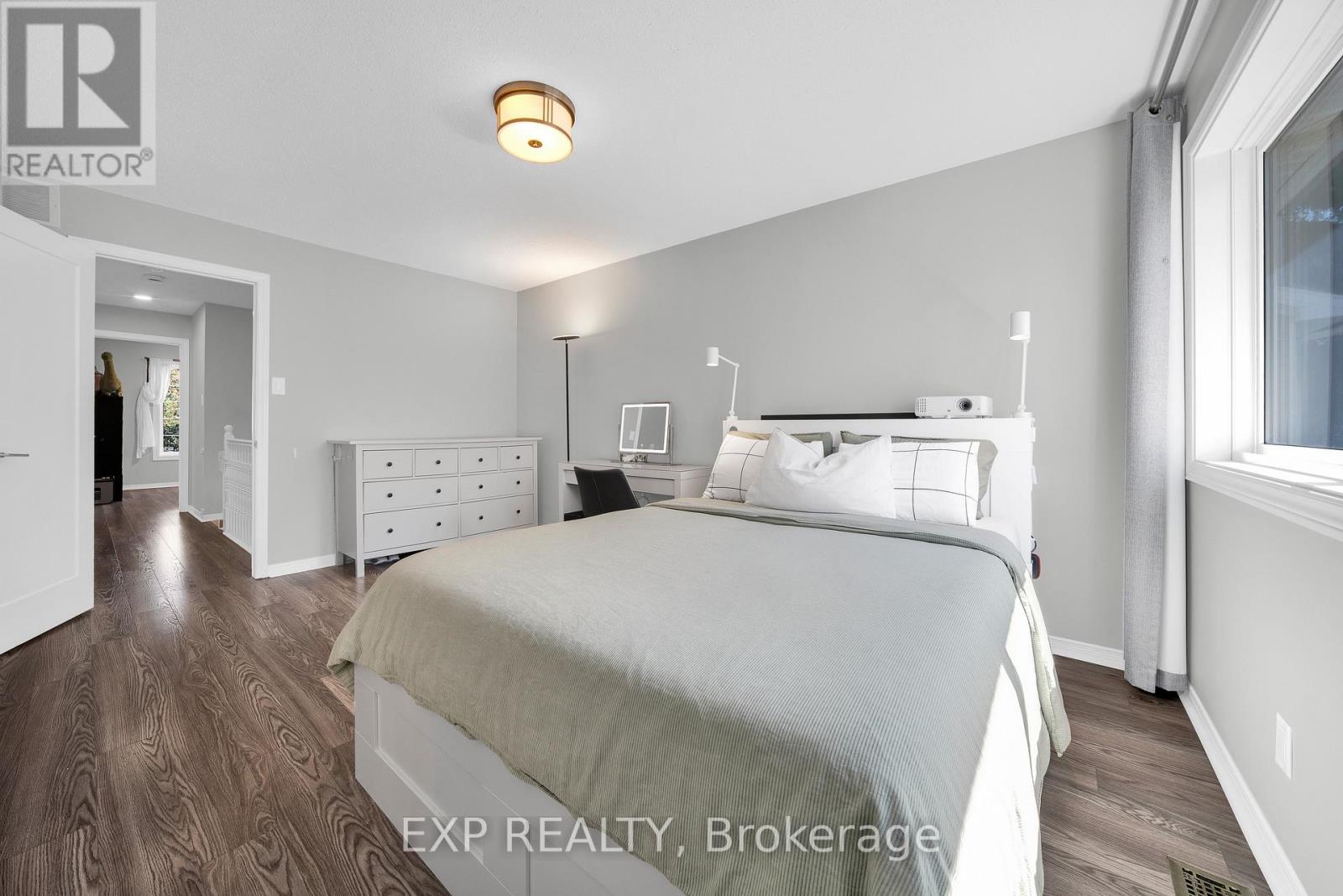 3 Bed, 3 Bath House for Sale in Ottawa – 34 STONEBRIAR DRIVE, Ottawa – MLS# X13739408 - Image 19