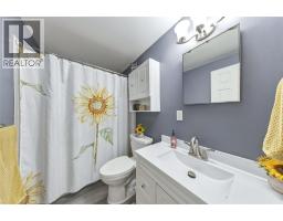 1103 Cardiff Court, Sarnia, ON N7S4B6 Photo 15