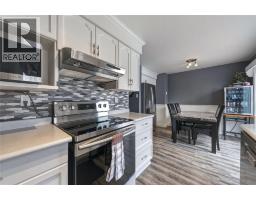 1103 Cardiff Court, Sarnia, ON N7S4B6 Photo 18