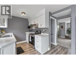 1103 Cardiff Court, Sarnia, ON N7S4B6 Photo 19