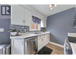 1103 Cardiff Court, Sarnia, ON N7S4B6 Photo 20